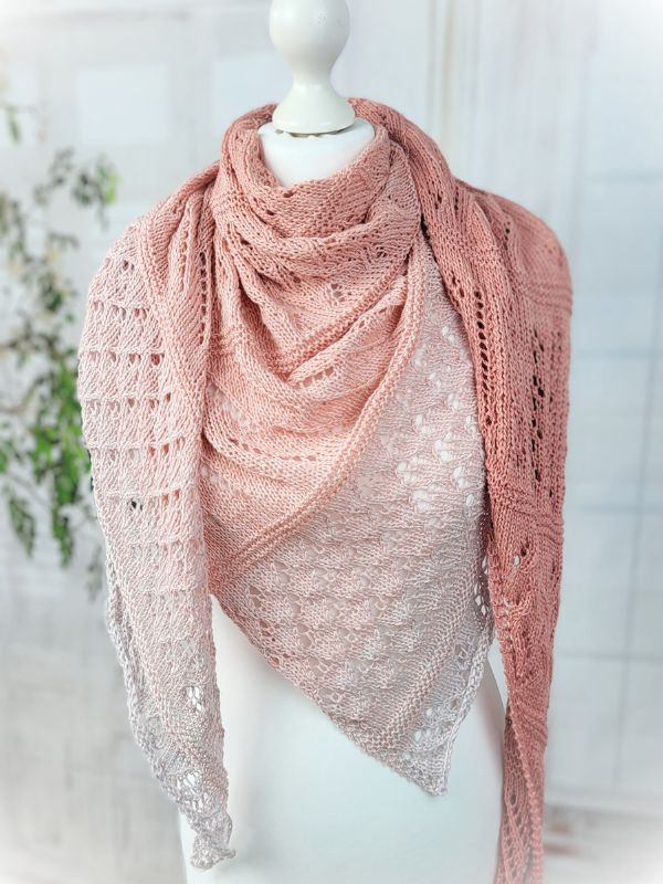 Knitting pattern PEARLESCENT