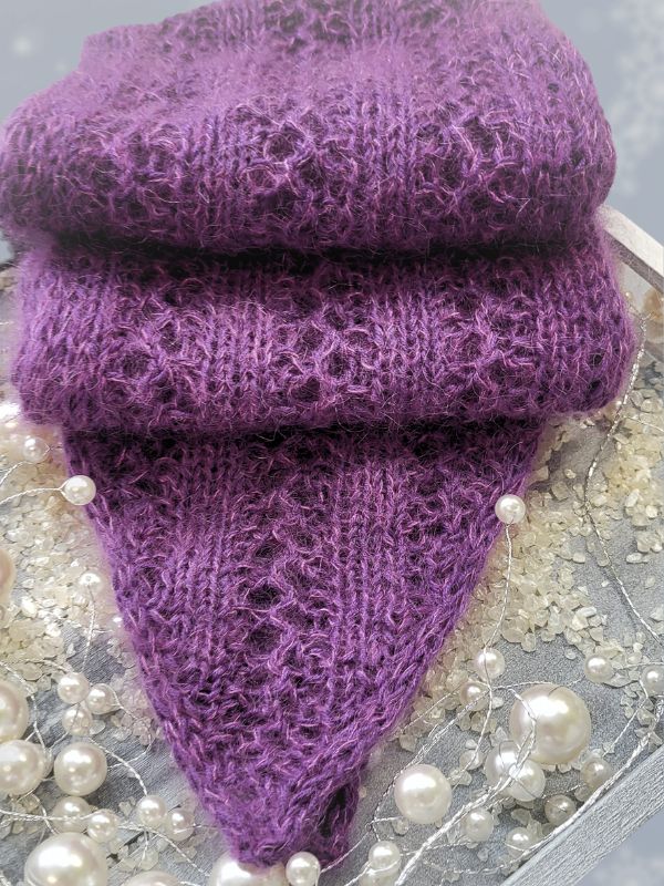 Knitting pattern RUBY GLOW